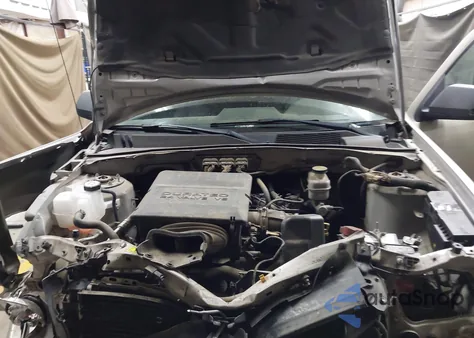 2011 Ford Escape Xlt from USA, damaged, VIN 1FMCU9DG0BKB72819